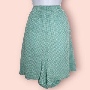Vintage Koret Francisca petites Green gingham high waisted mom shorts size L